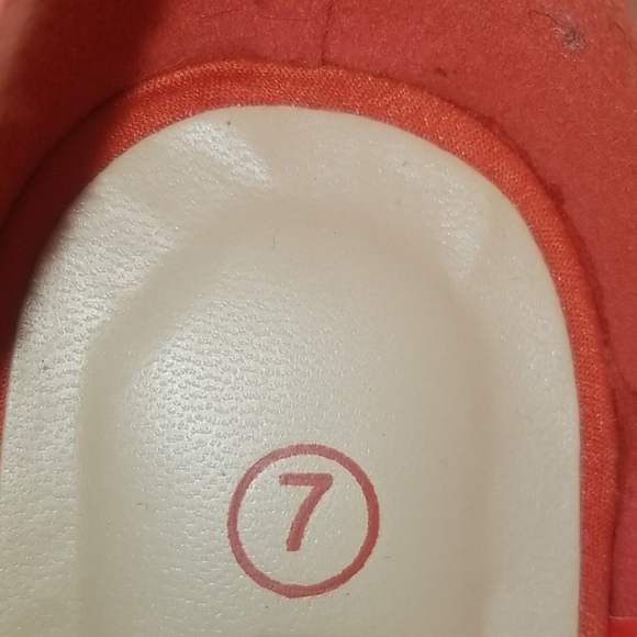 High Heels - Picture 4 of 4